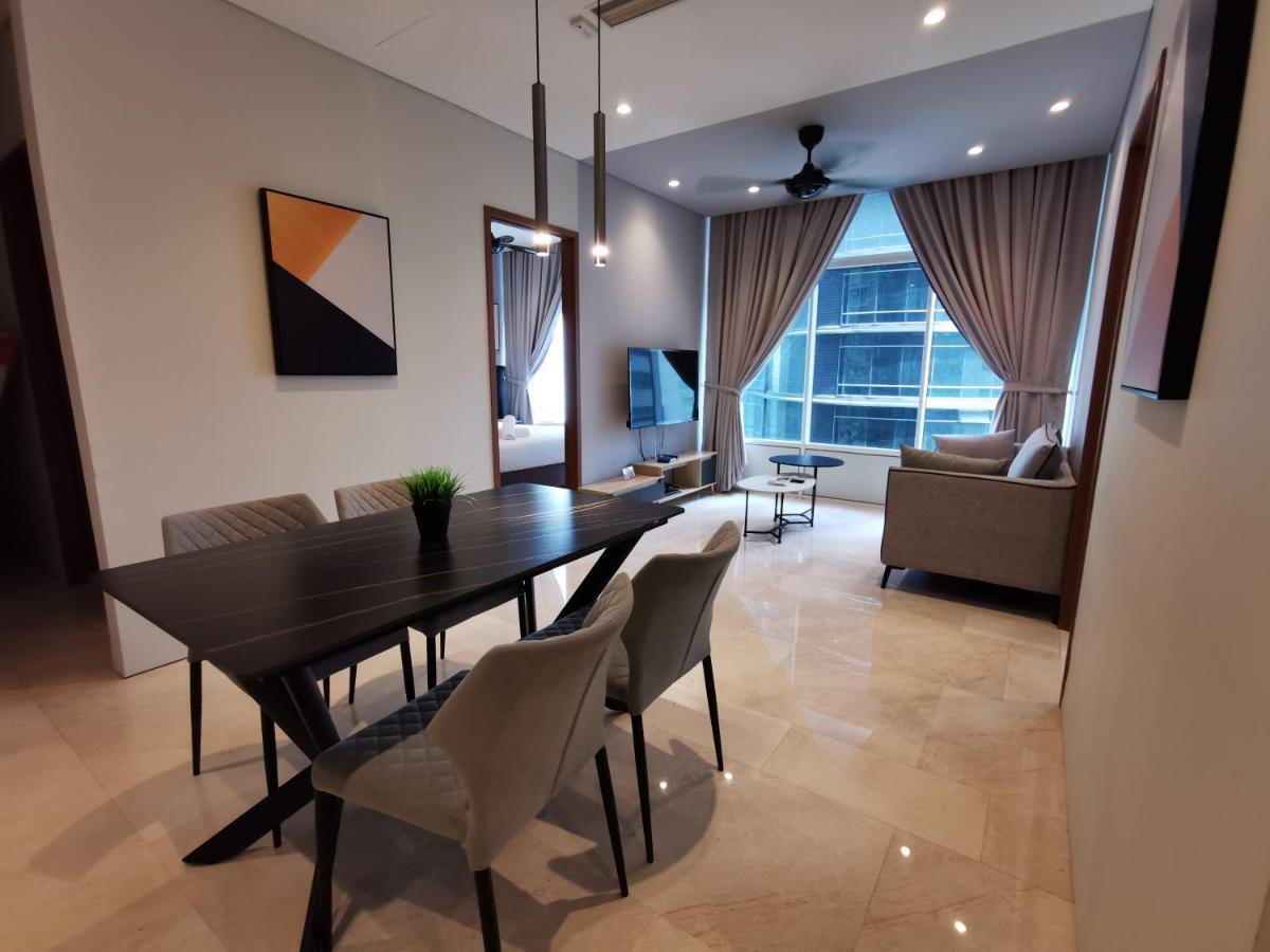 Sky Suites Klcc By Autumn Suites Premium Stay Kuala Lumpur Oda fotoğraf